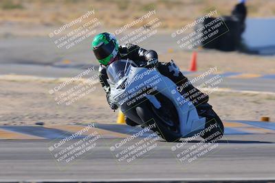 media/Dec-10-2023-SoCal Trackdays (Sun) [[0ce70f5433]]/Turn 2 (10am)/